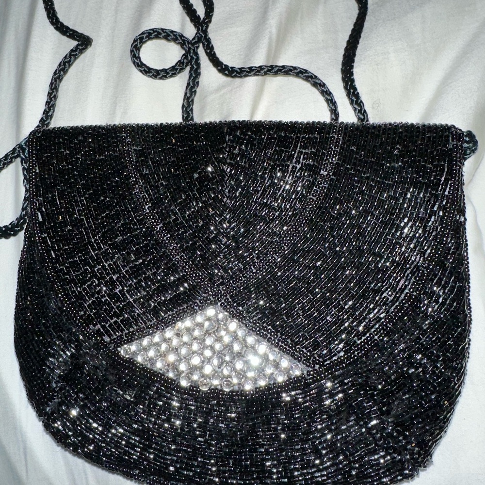 Chic Black Beaded Clutch with Pearl Accent